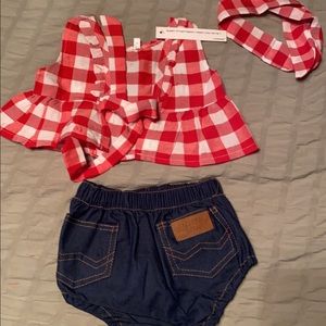 Infant outfit